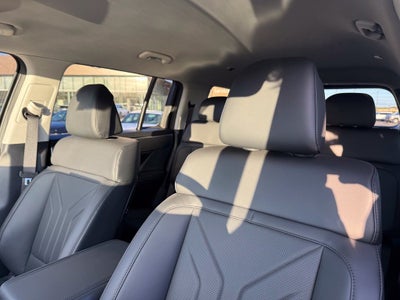 2027 Hyundai SANTA FE SEL FWD