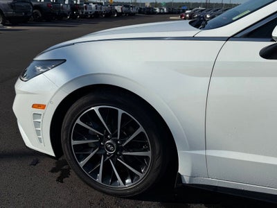 2021 Hyundai SONATA Limited