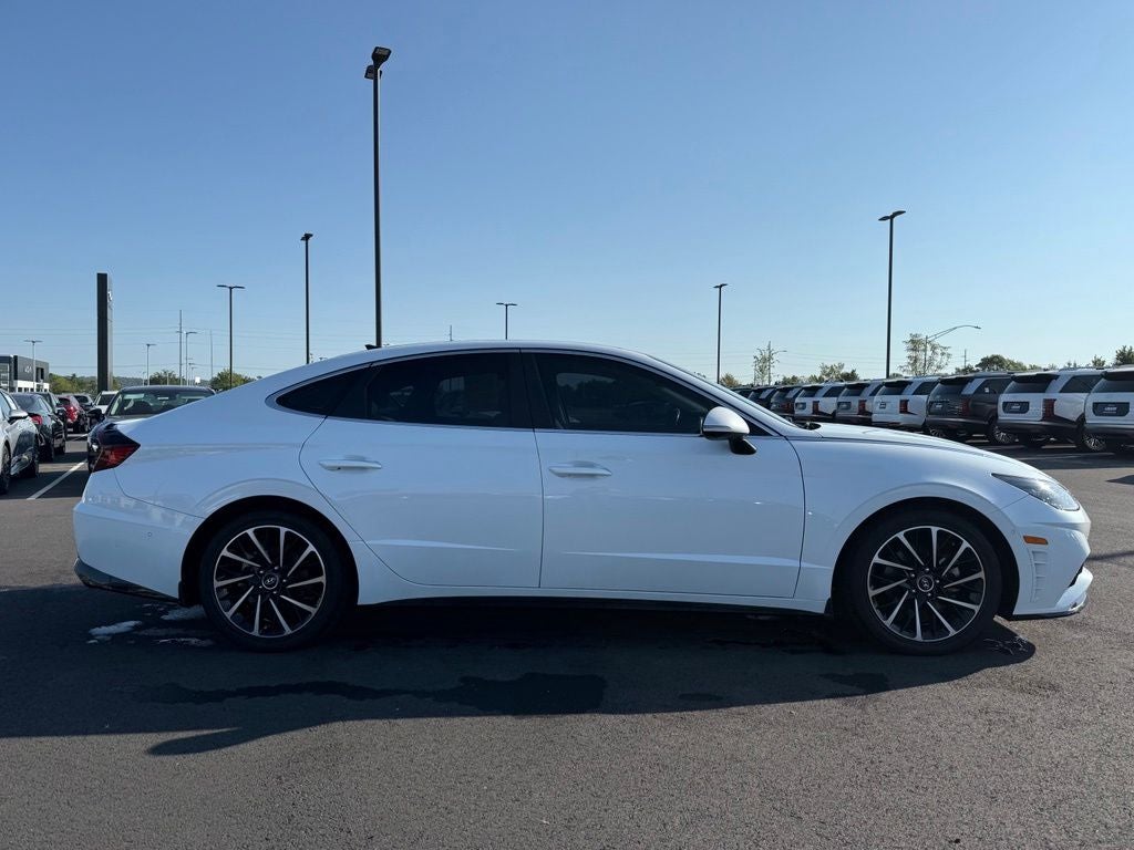 2021 Hyundai SONATA Limited