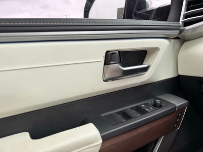 2024 Toyota Sequoia Capstone