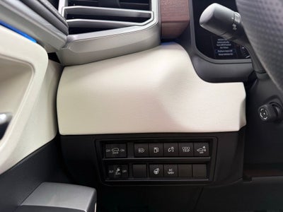 2024 Toyota Sequoia Capstone