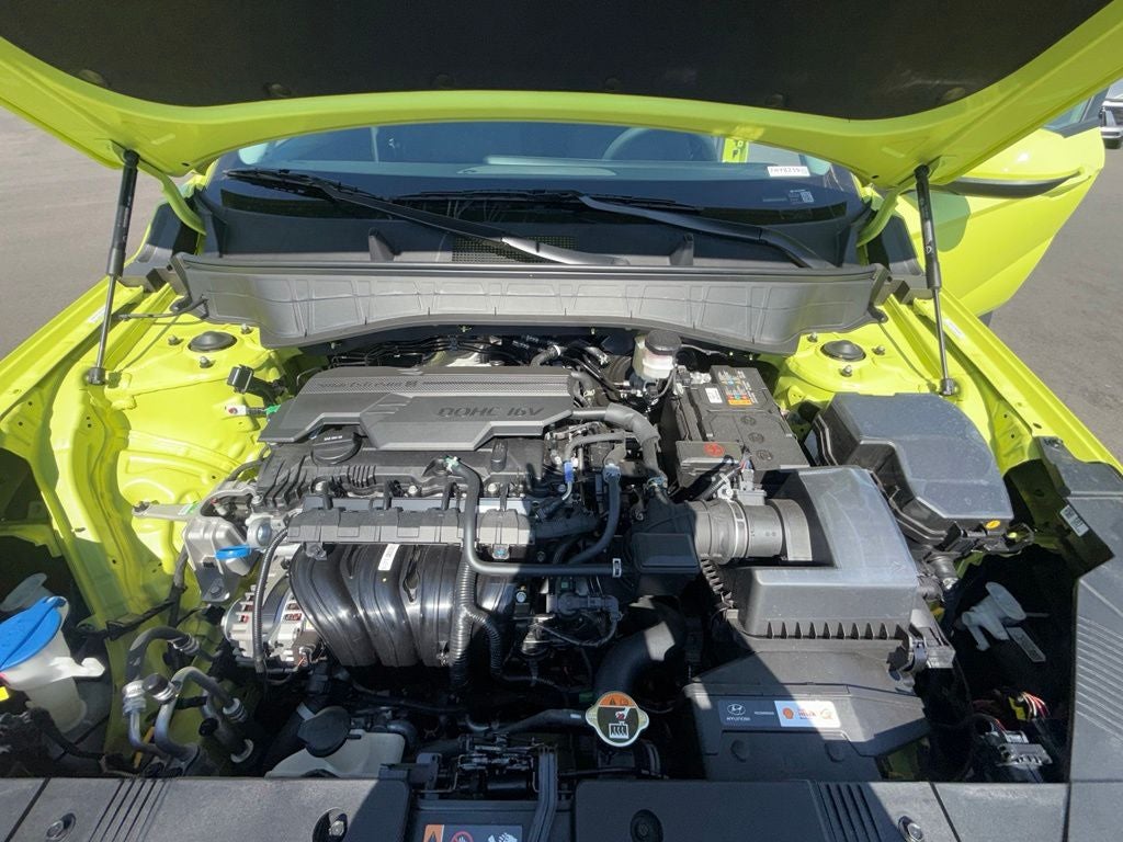 2027 Hyundai KONA SE FWD