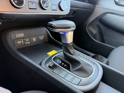 2027 Hyundai KONA SE FWD