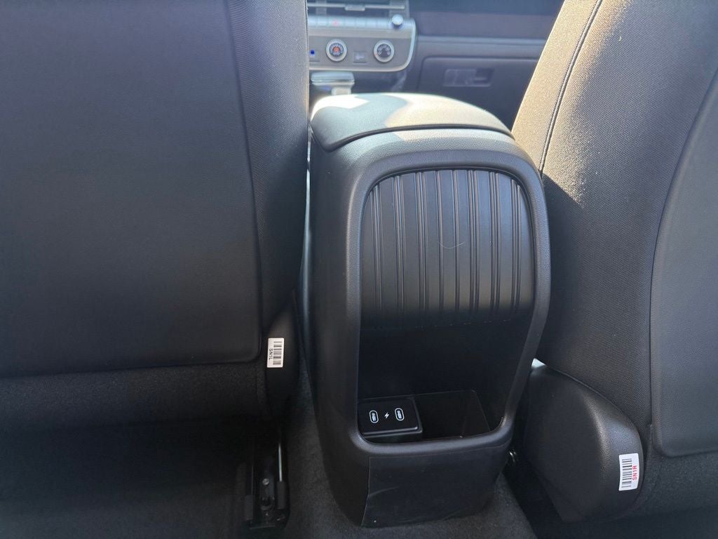 2027 Hyundai KONA SE FWD