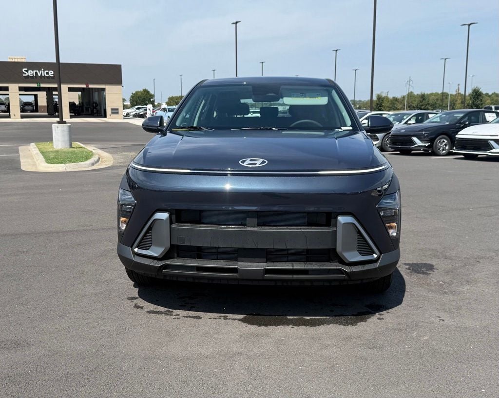 2027 Hyundai KONA SE FWD