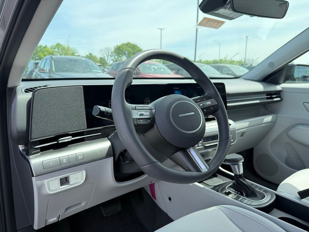 2025 Hyundai KONA SEL FWD