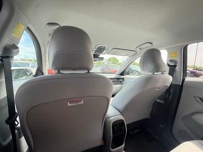 2025 Hyundai KONA SEL FWD