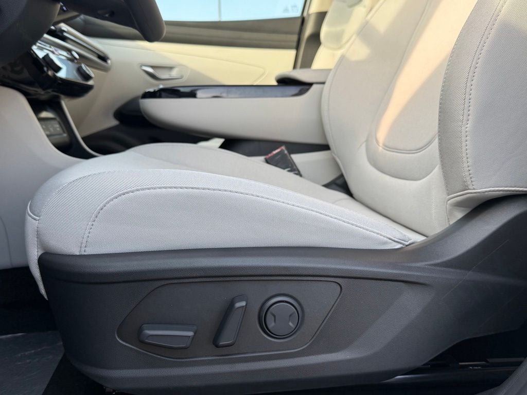 2026 Hyundai TUCSON HYBRID SEL FWD
