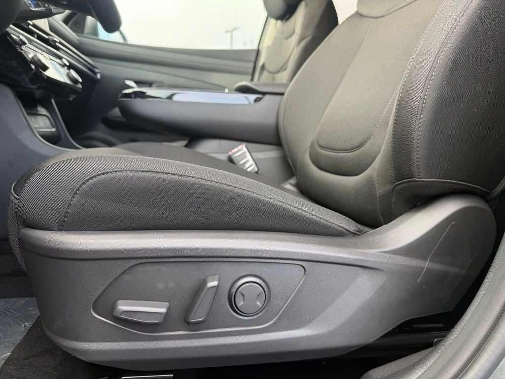 2026 Hyundai TUCSON HYBRID SEL FWD
