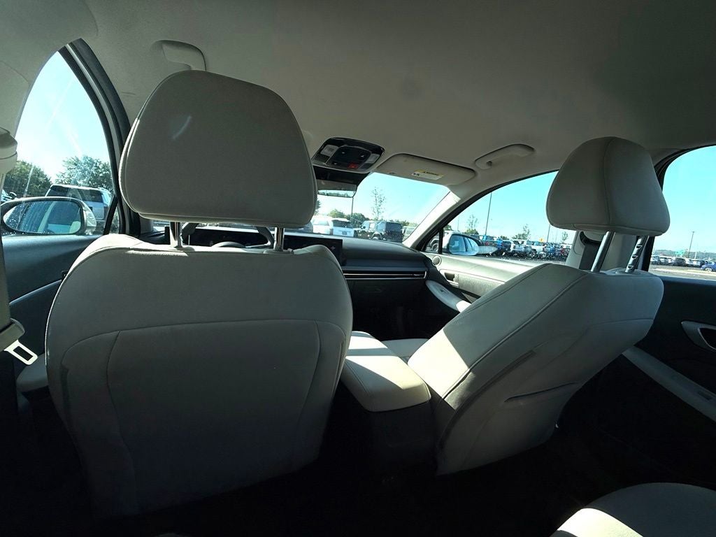 2025 Hyundai SONATA SE