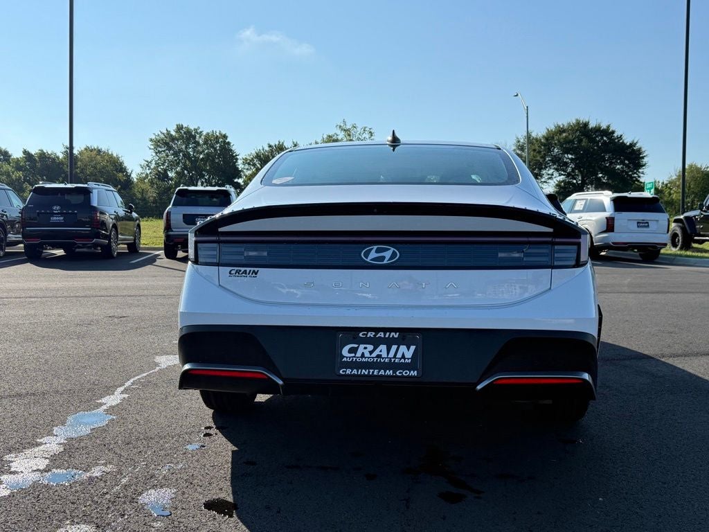2025 Hyundai SONATA SE