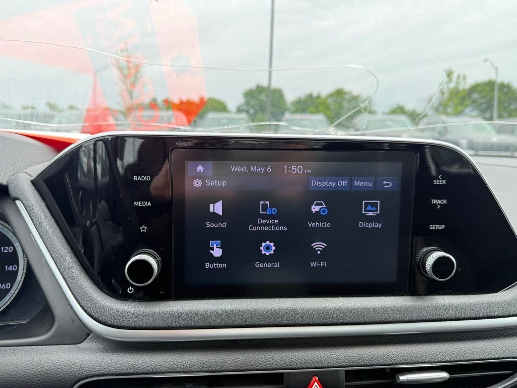 2022 Hyundai SONATA SE