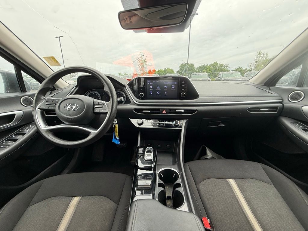 2022 Hyundai SONATA SE
