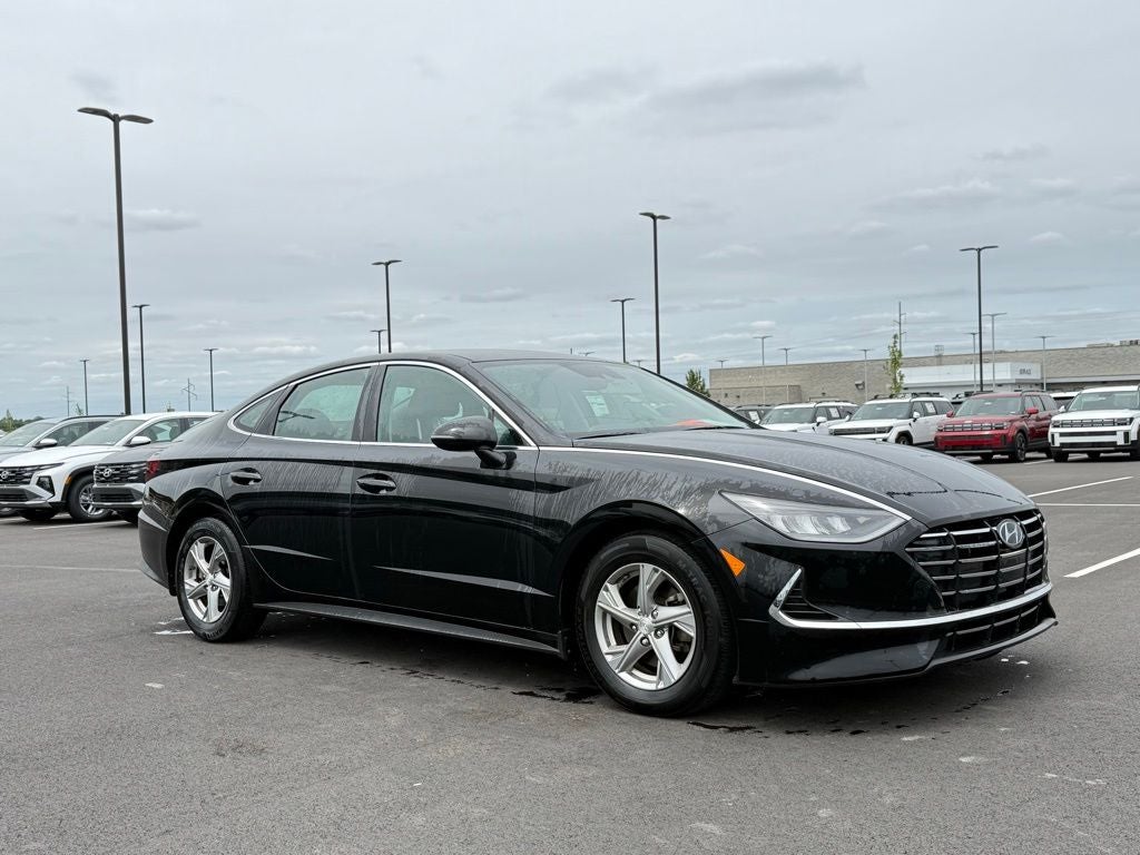 2022 Hyundai SONATA SE