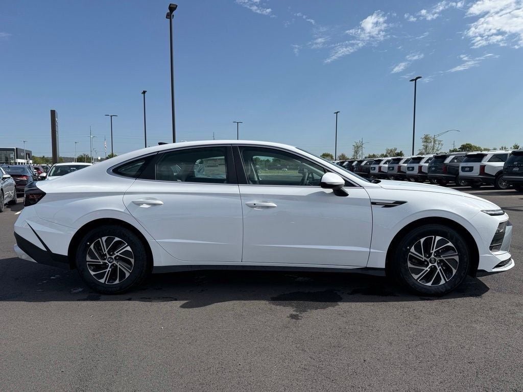 2026 Hyundai SONATA HYBRID Blue