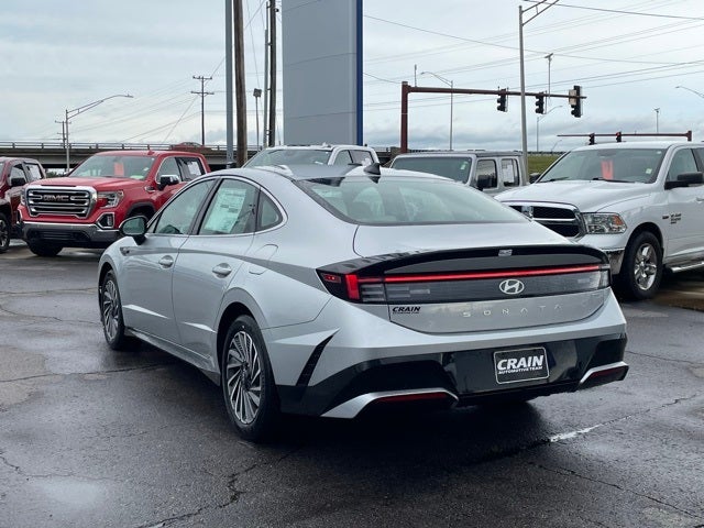2025 Hyundai SONATA HYBRID SEL