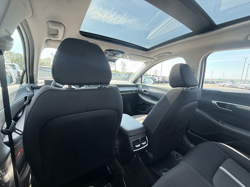 2026 Hyundai SONATA HYBRID SEL