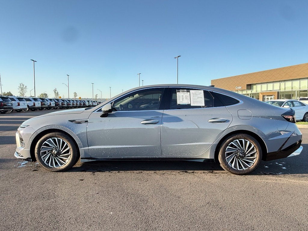 2024 Hyundai SONATA HYBRID Limited CPO Eligible