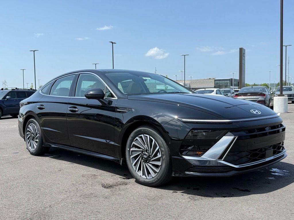 2026 Hyundai SONATA HYBRID Limited