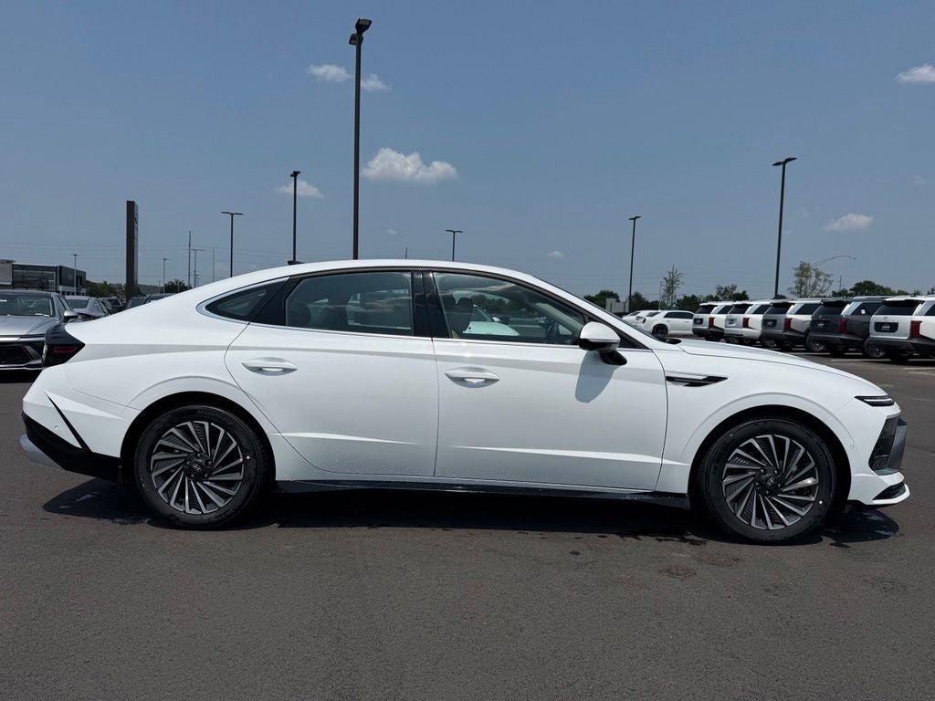 2026 Hyundai SONATA HYBRID Limited