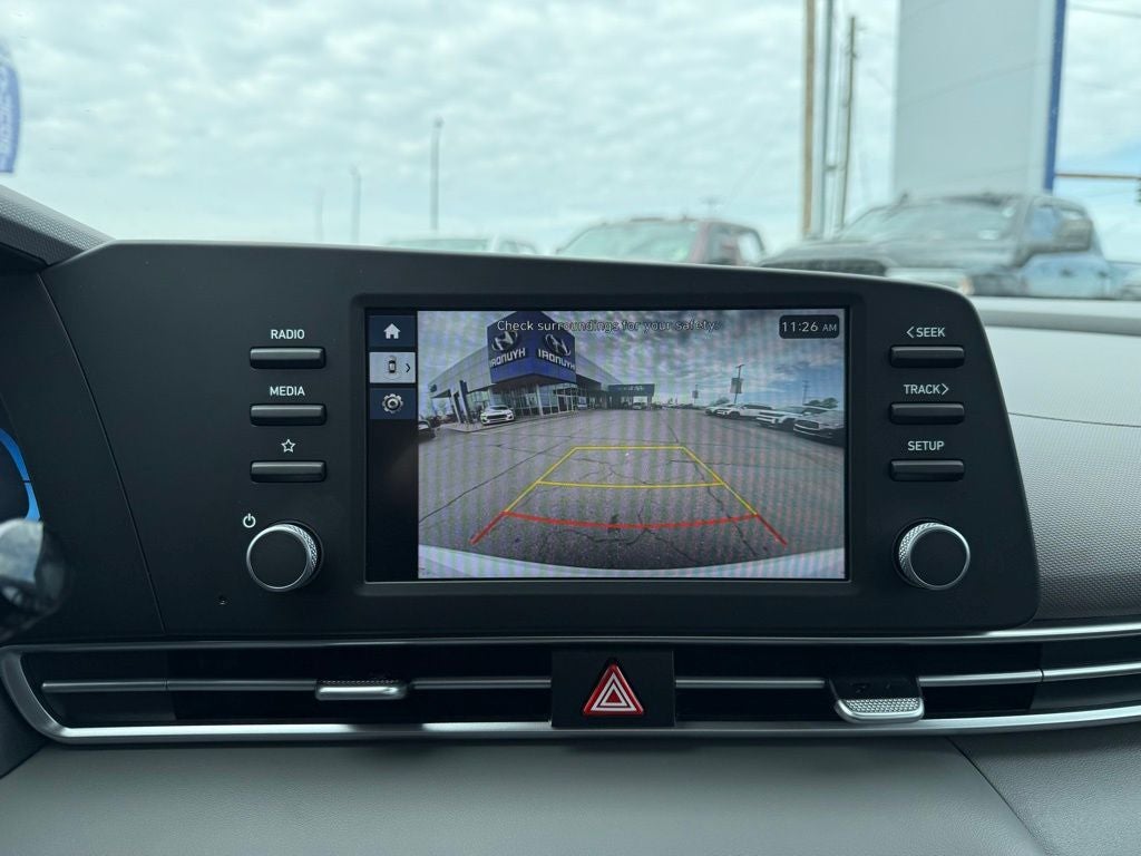 2026 Hyundai ELANTRA SE