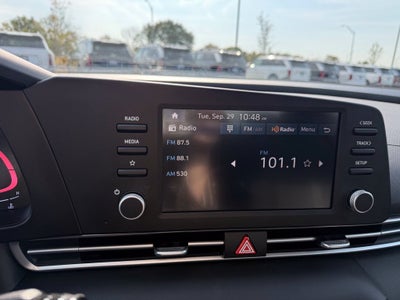 2026 Hyundai ELANTRA SE