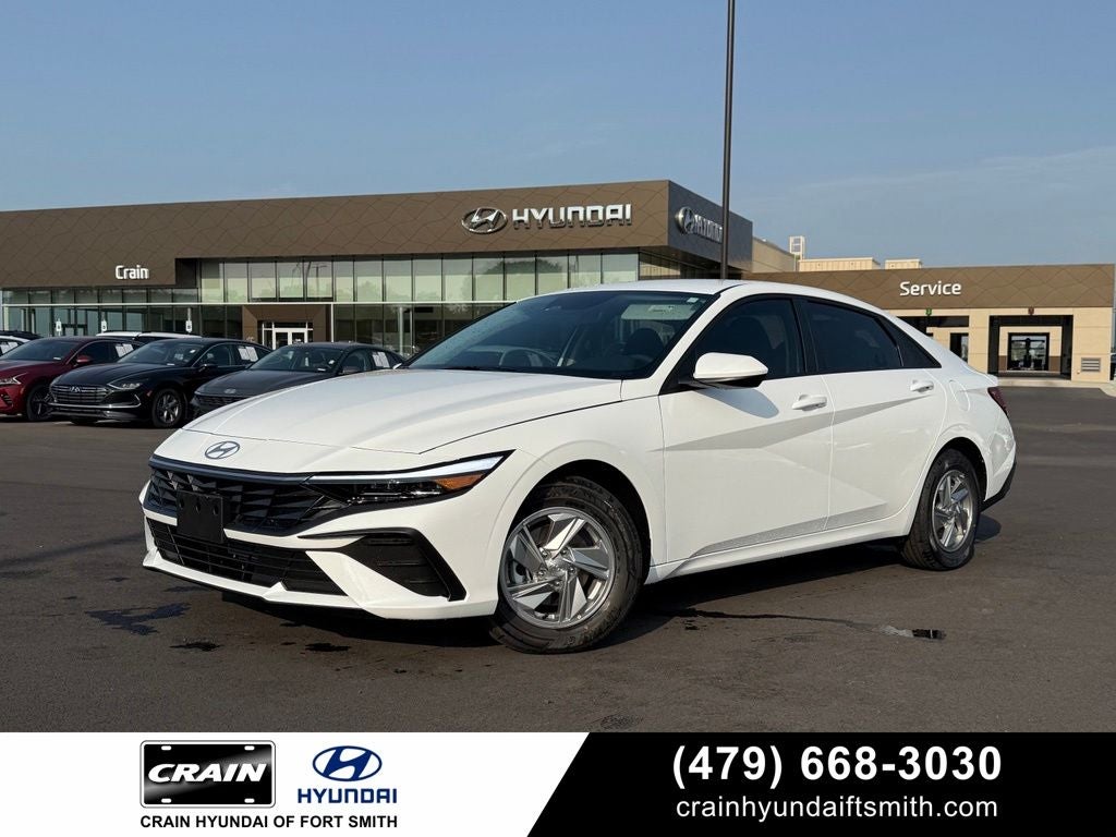2026 Hyundai ELANTRA SE