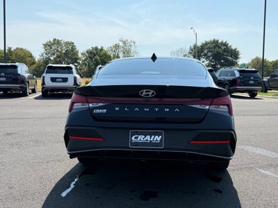 2024 Hyundai ELANTRA SEL