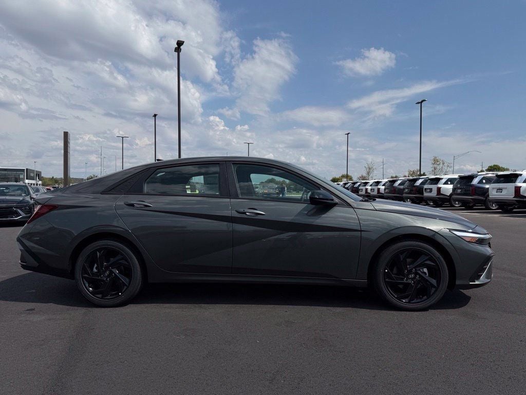 2026 Hyundai ELANTRA SEL Sport Plus