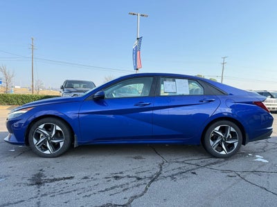 2023 Hyundai ELANTRA SEL