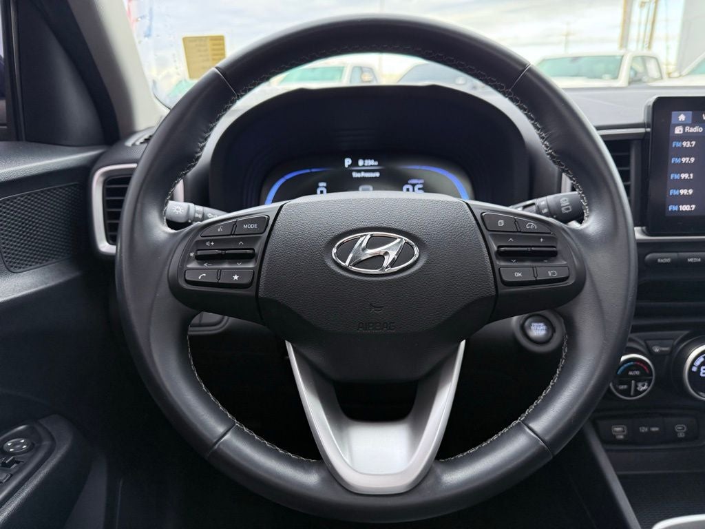 2024 Hyundai VENUE SEL