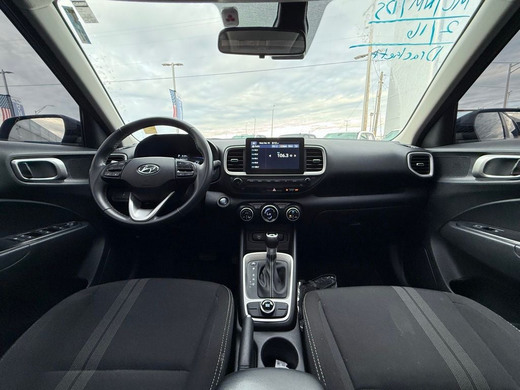2024 Hyundai VENUE SEL