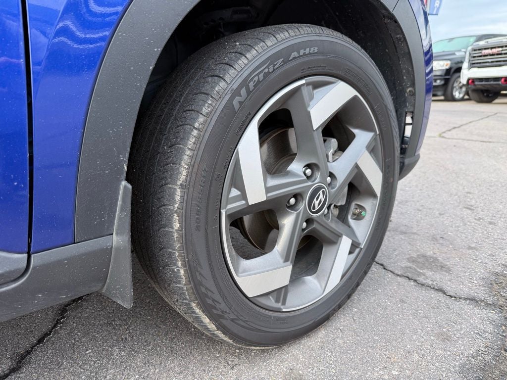 2024 Hyundai VENUE SEL