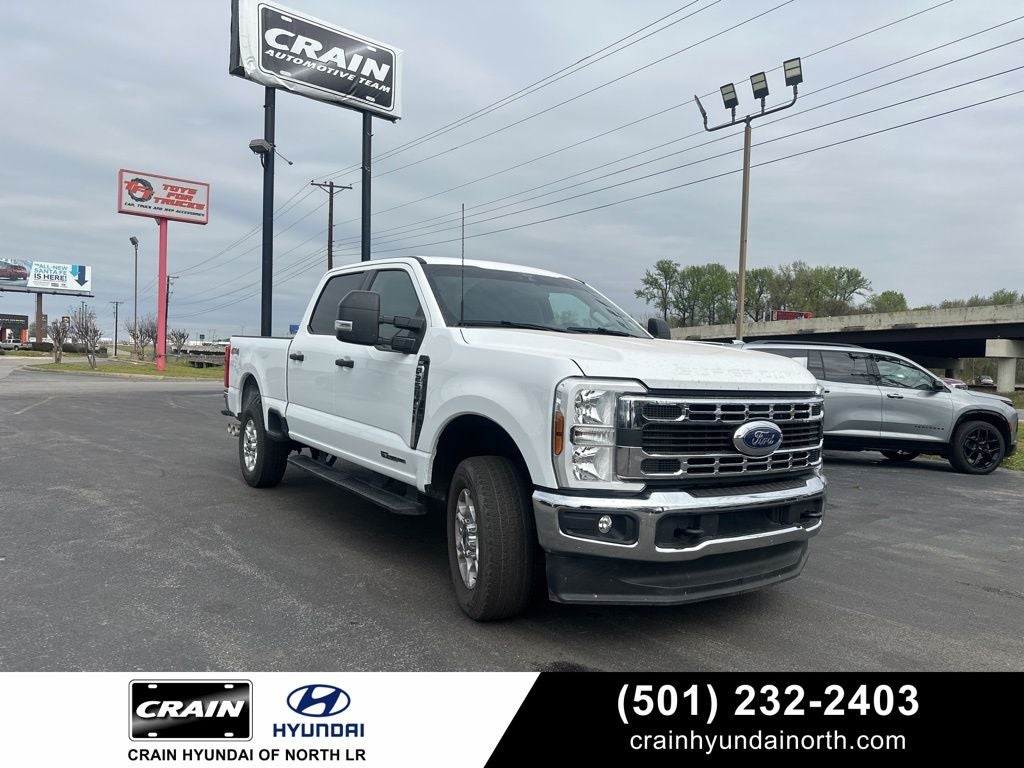 2025 Ford F-250SD XLT Clean Carfax / GVWR: 10,000 Lb Payload Package / P