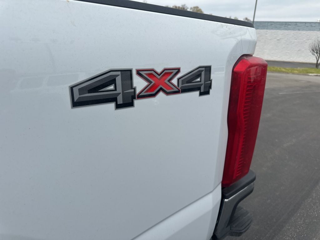 2025 Ford F-250SD XLT Clean Carfax / GVWR: 10,000 Lb Payload Package / P