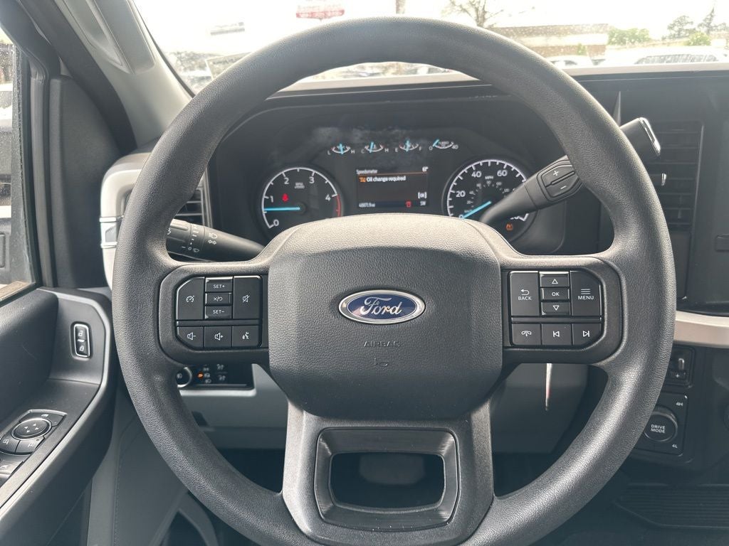2025 Ford F-250SD XLT Clean Carfax / GVWR: 10,000 Lb Payload Package / P