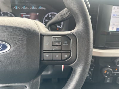 2025 Ford F-250SD XLT Clean Carfax / GVWR: 10,000 Lb Payload Package / P