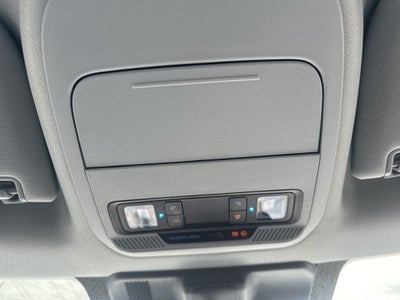 2025 Ford F-250SD XLT Clean Carfax / GVWR: 10,000 Lb Payload Package / P