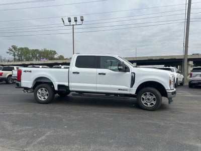 2025 Ford F-250SD XLT Clean Carfax / GVWR: 10,000 Lb Payload Package / P