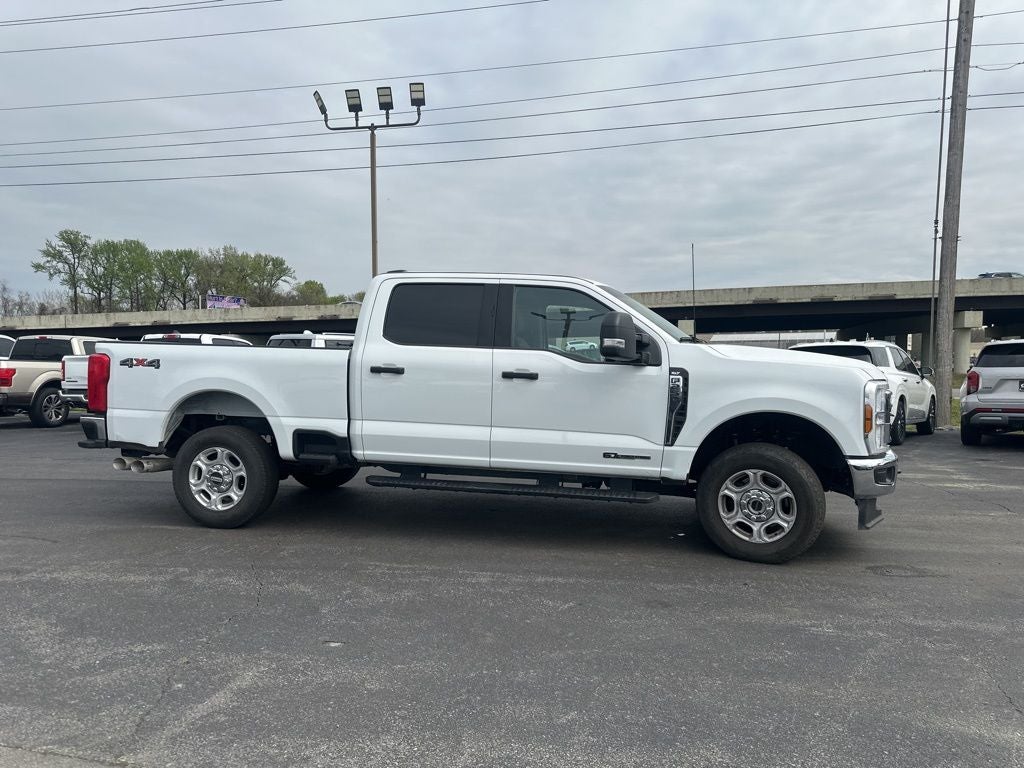2025 Ford F-250SD XLT Clean Carfax / GVWR: 10,000 Lb Payload Package / P