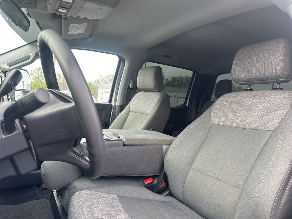 2025 Ford F-250SD XLT Clean Carfax / GVWR: 10,000 Lb Payload Package / P