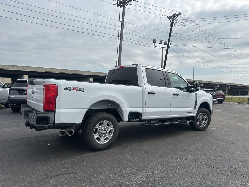 2025 Ford F-250SD XLT Clean Carfax / GVWR: 10,000 Lb Payload Package / P