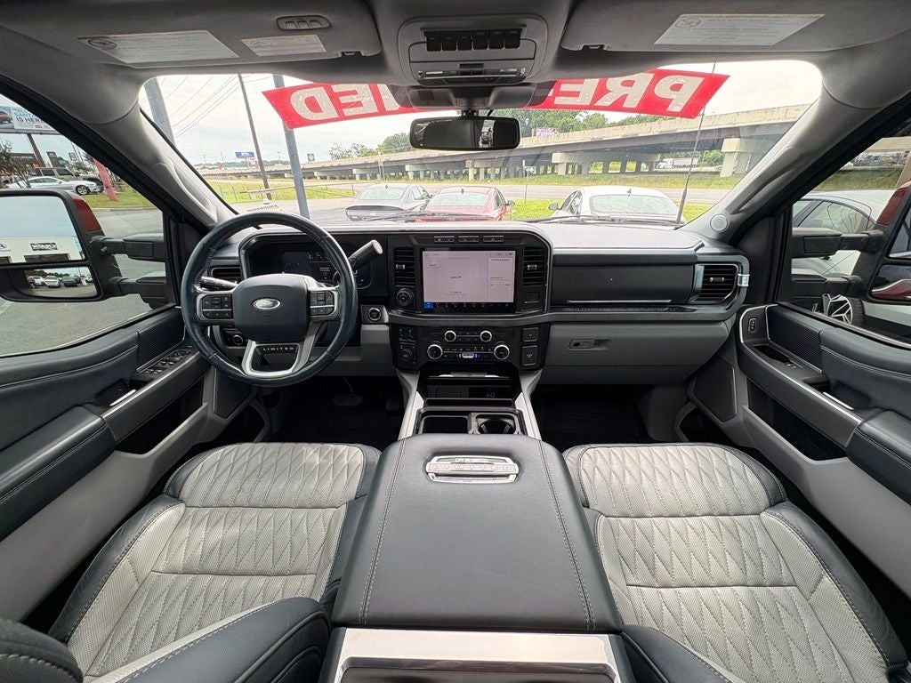 2023 Ford F-350SD Limited