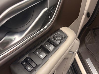 2022 GMC Yukon XL SLT