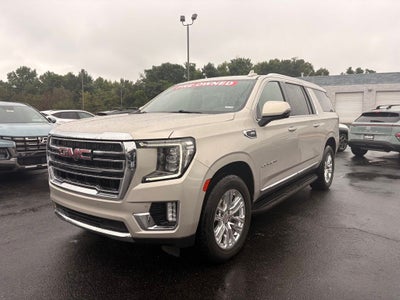 2022 GMC Yukon XL SLT