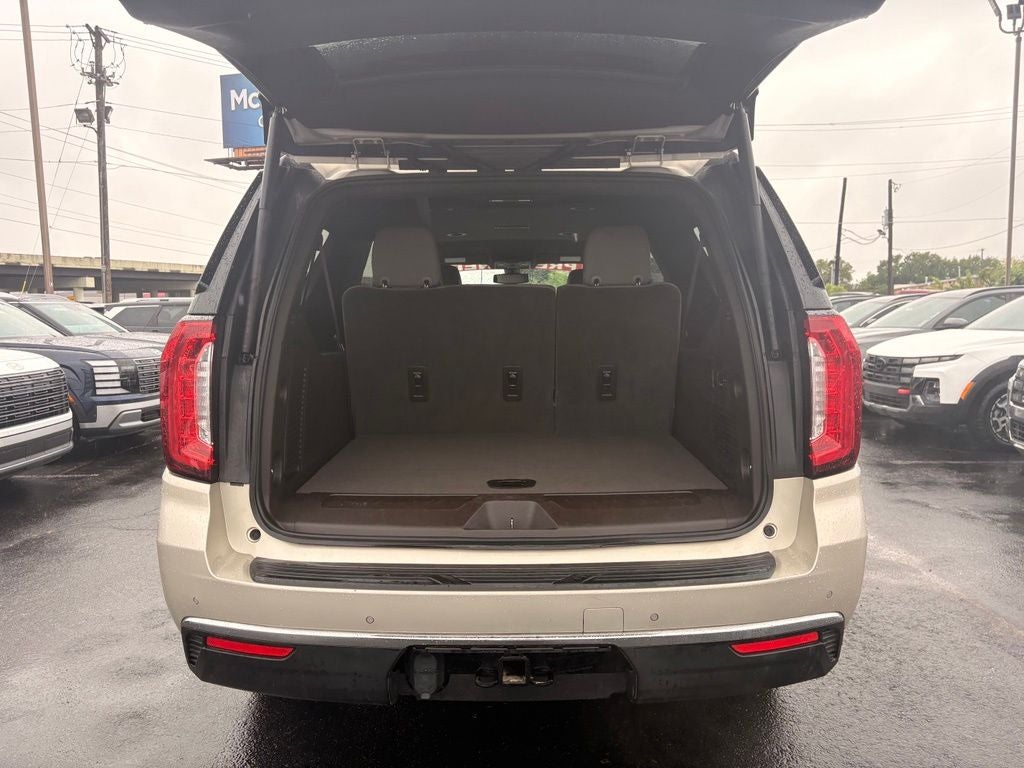2022 GMC Yukon XL SLT