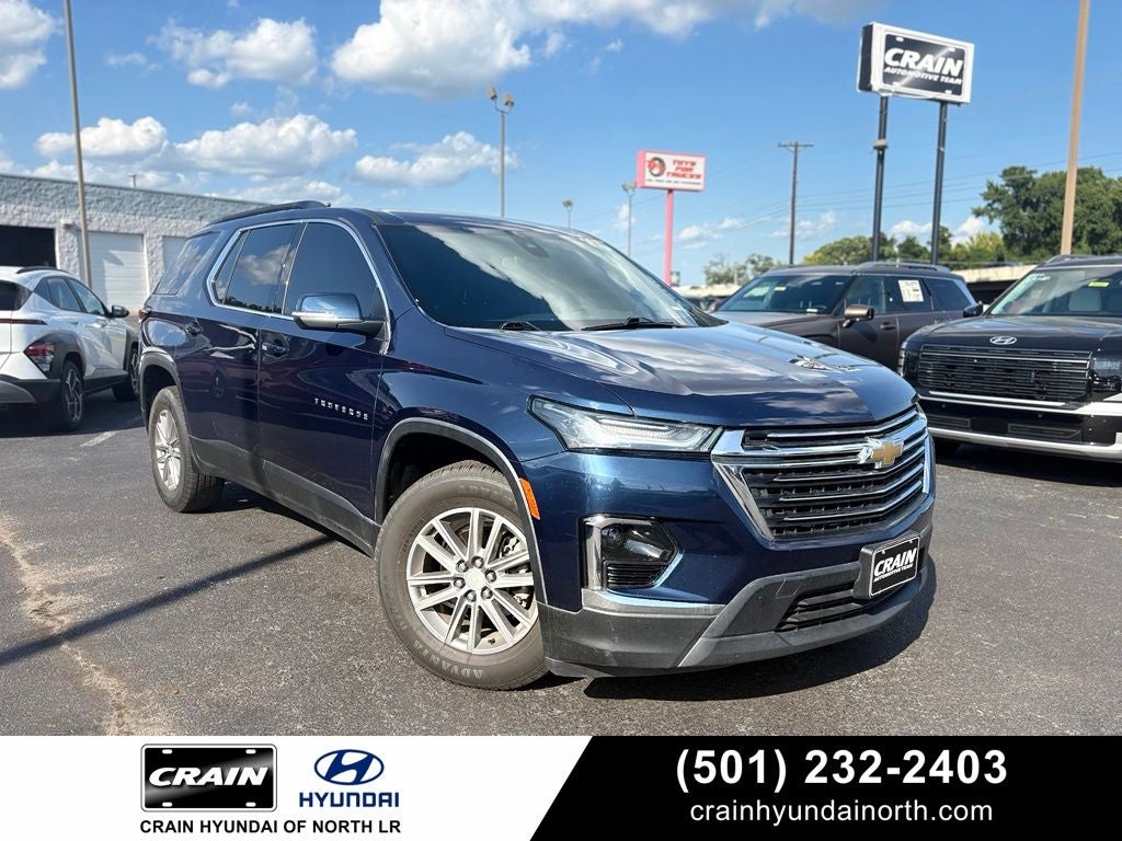 2023 Chevrolet Traverse LT Leather