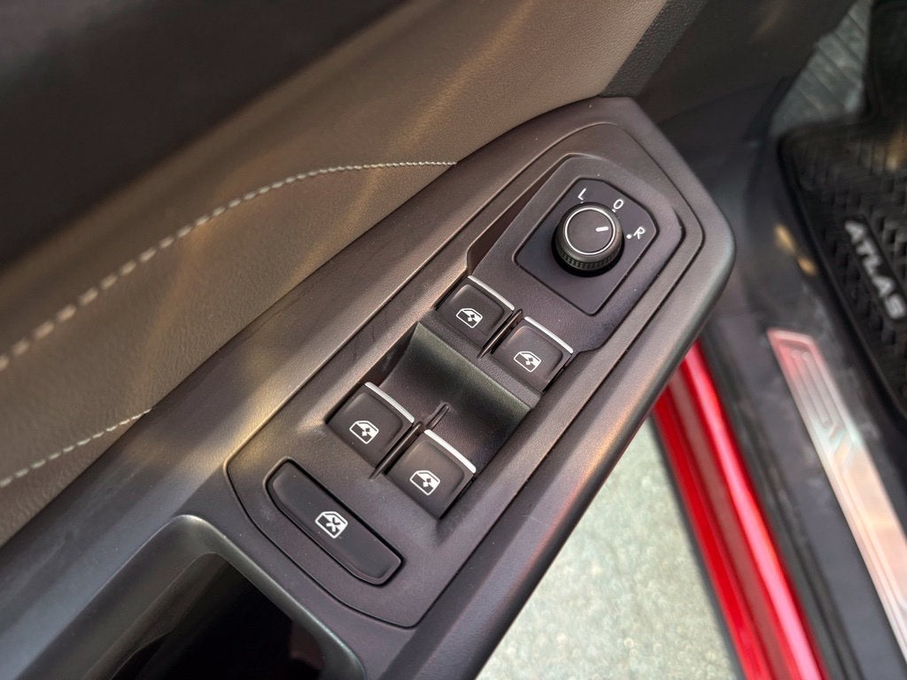 2022 Volkswagen Atlas 2.0T SE w/Technology