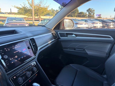 2022 Volkswagen Atlas 2.0T SE w/Technology
