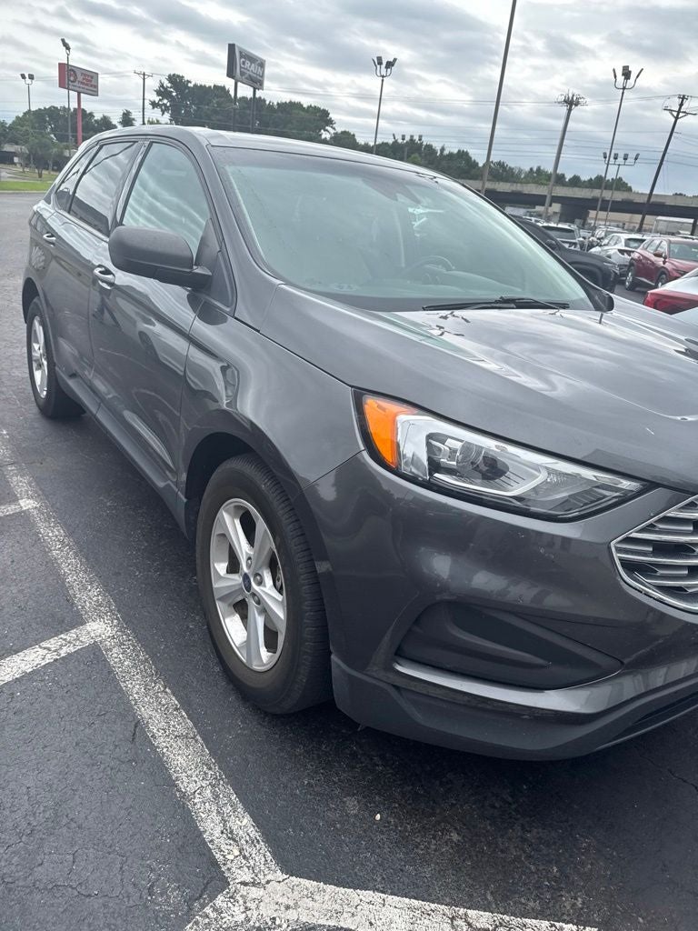 2020 Ford Edge SE